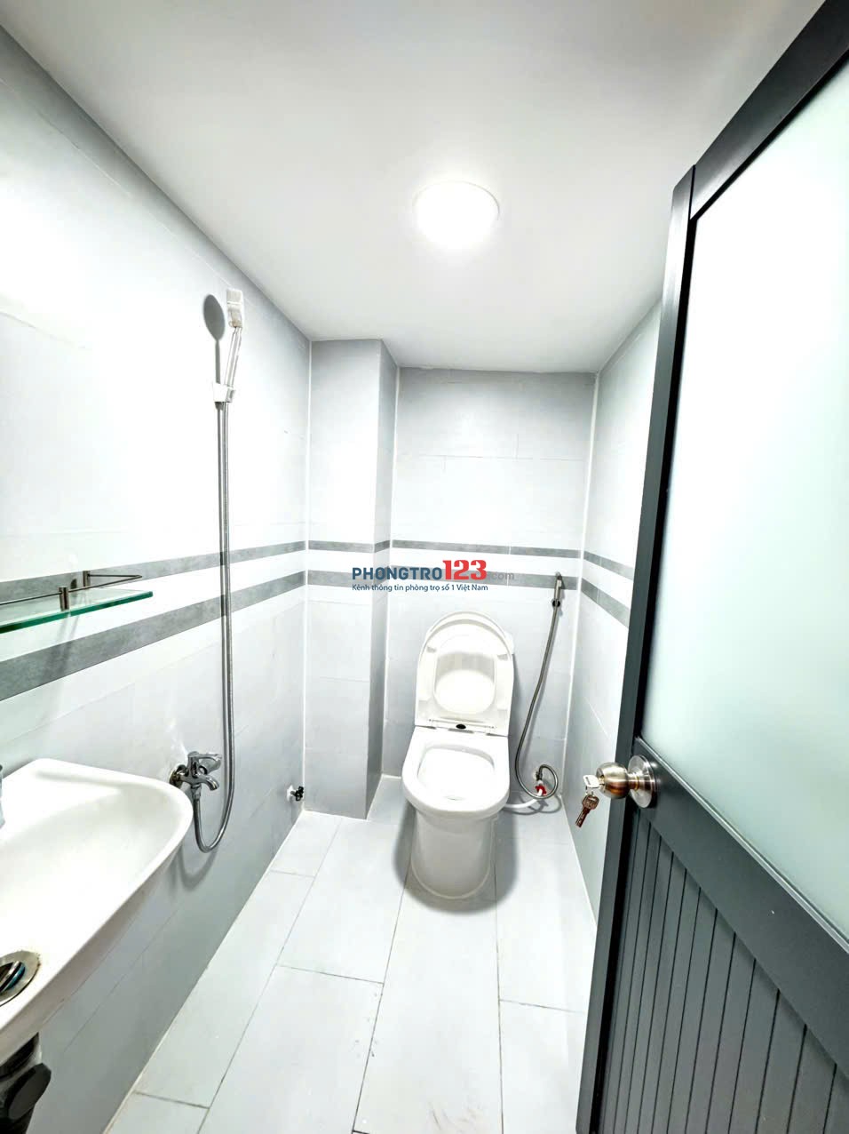 GIÁ HSSV - Cho thuê phòng gác lửng ban công lớn, tách bếp - gần FTU2, UTH, UEF – XVNT, Bình Thạnh