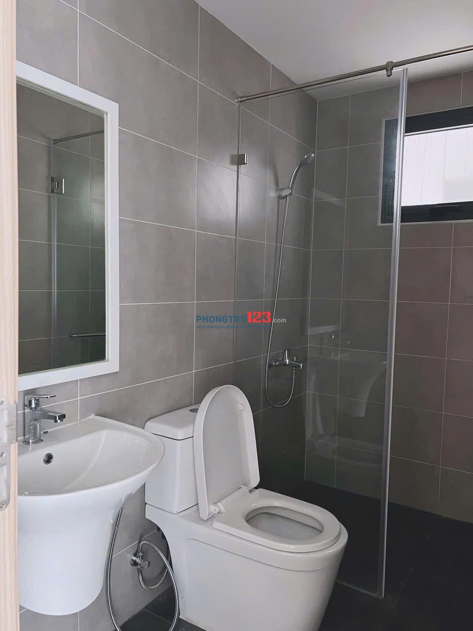Cho thuê chung cư Nguyễn Kim, Nhật Tảo- 3PN, NTCB giá thuê 15tr5/tháng