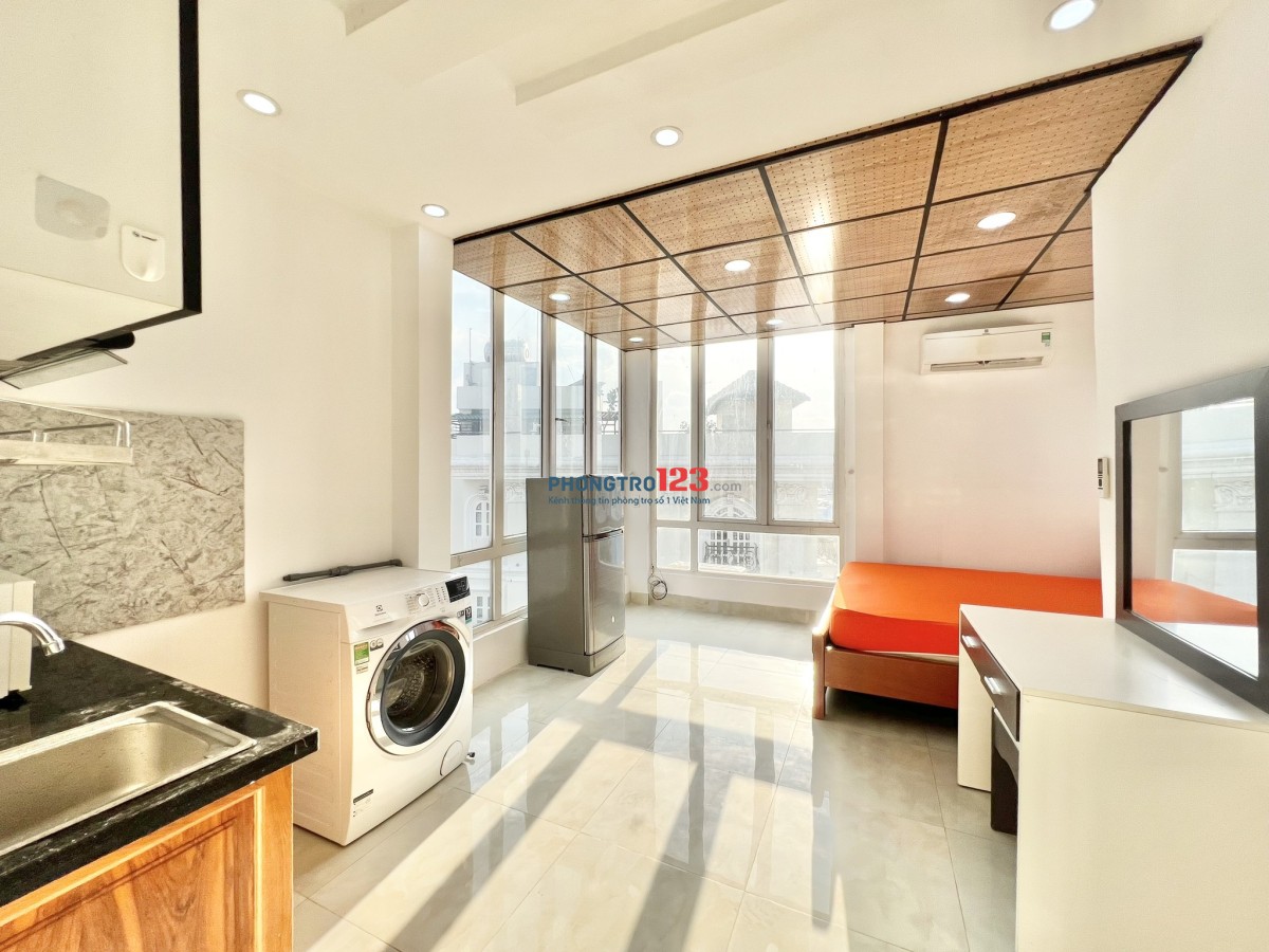 Căn hộ 30m2 máy giặt riêng giá hấp dẫn ngay Coopmart Nhiêu Lộc, ngã 4 Trần Quang Diệu