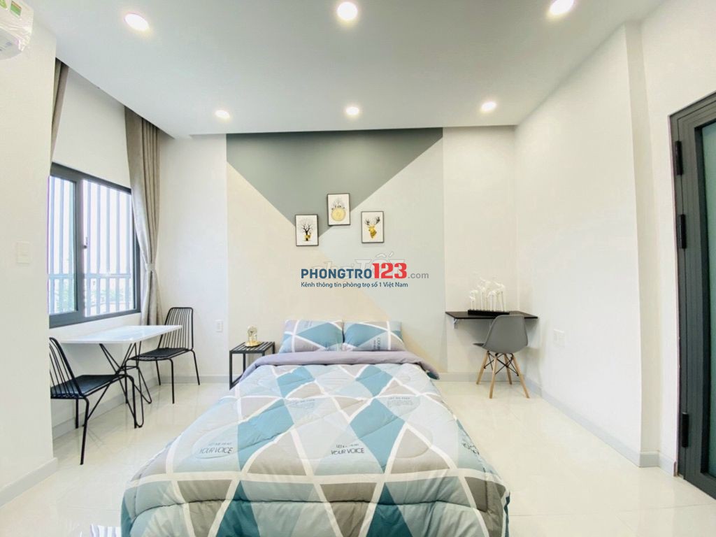 NGAY CHỢ TÂN MỸ, GẦN ĐH UFM, PHÒNG CỬA SỔ ĐÓN NẮNG, THANG MÁY BẢO VỆ