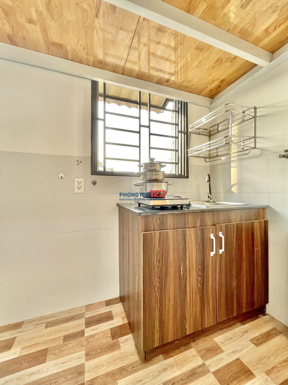 BÓC TEM GÁC LỬNG MỚI, FULL NỘI THẤT NGAY CHỢ THẠCH ĐÀ