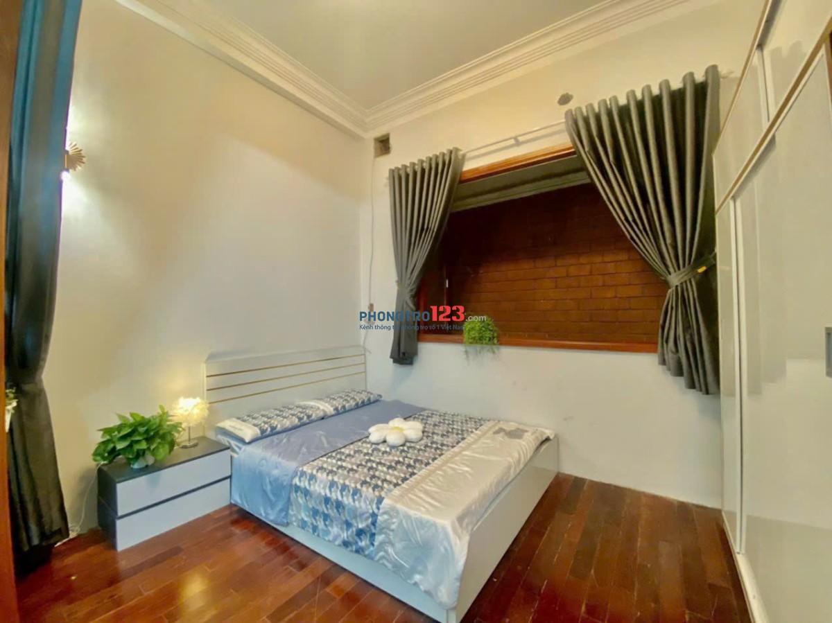 FULL NỘI THẤT TÁCH BẾP CHU VĂN AN SIÊU RỘNG GẦN CÁC TRƯỜNG ĐẠI HỌC DI CHUYỂN QUA TRUNG TÂM THUẬN LỢI