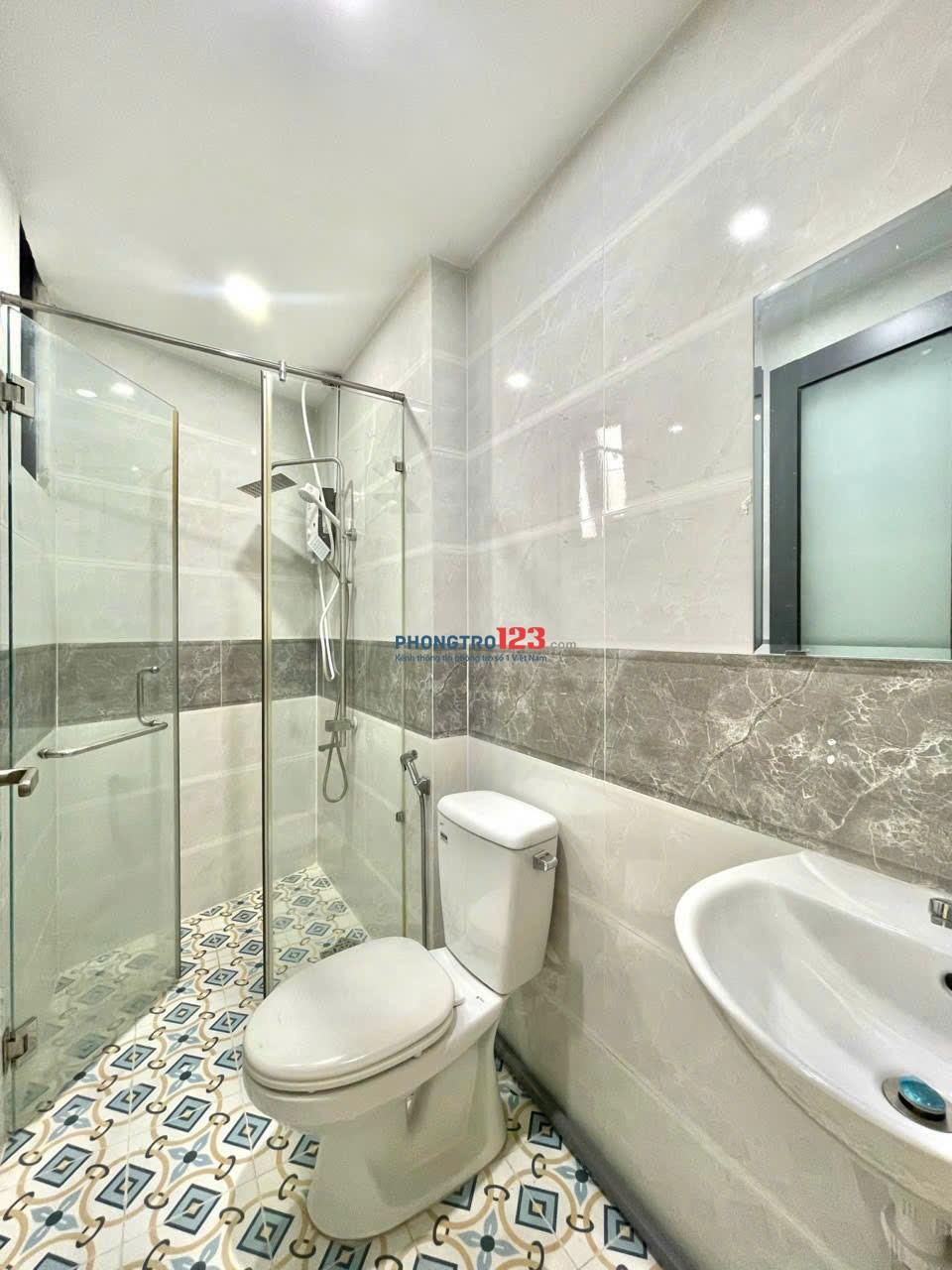 Căn Hộ Cho Thuê Bình Thạnh Ful Nội Thất Có Ban Công, Cửa Sổ – Gần Hàng Xanh, Bà Chiểu