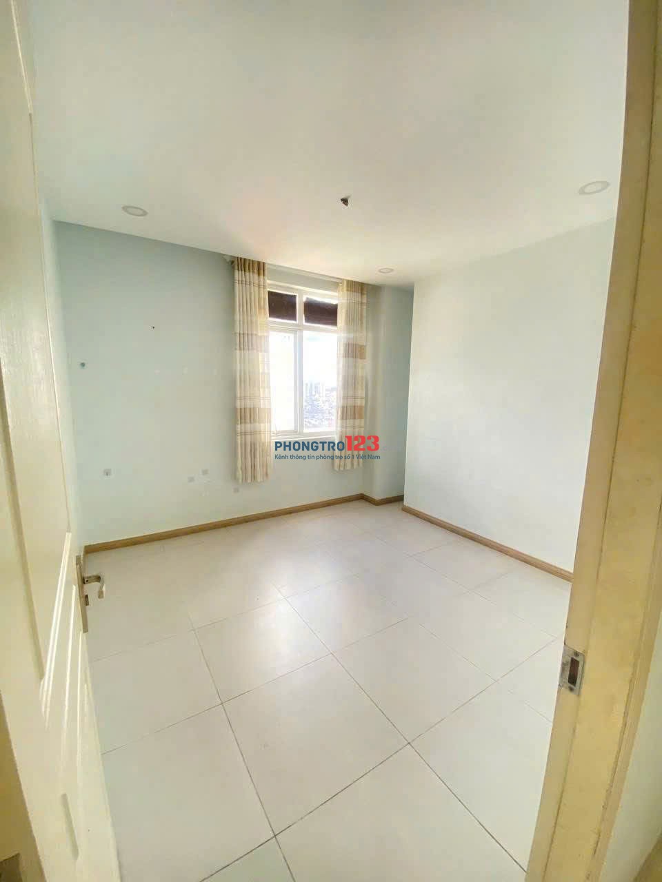 Chung cư Bảy Hiền cho thuê 3p ngủ, không nội thất giá 10,5tr/tháng