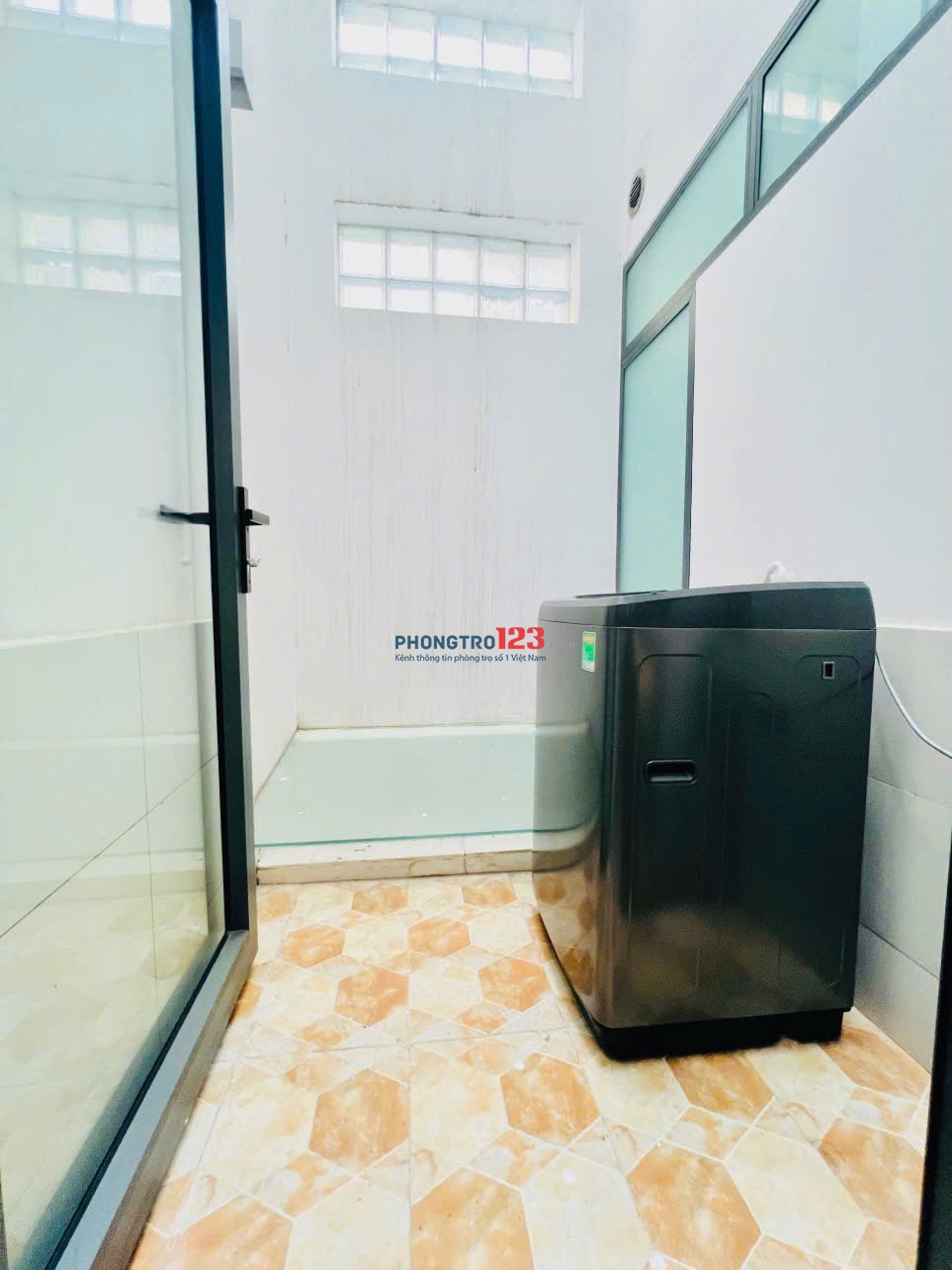 Gần HUTECH, UEF, UTH, HỒNG BÀNG, FTU Cho thuê căn hộ 45m²–Nhà mới, máy giặt riêng tại Điện Biên Phủ,