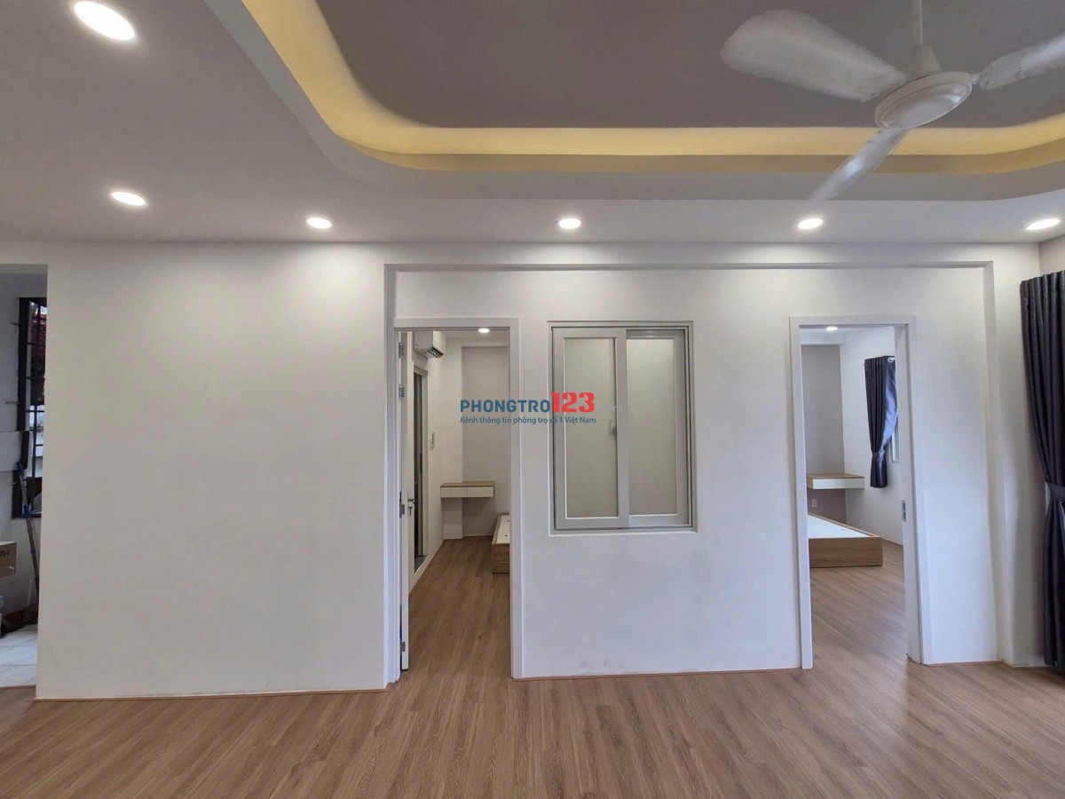 Chung Cư Phan Xích Long-2PN/ 70m2, NT cơ bản, giá 10 tr/th