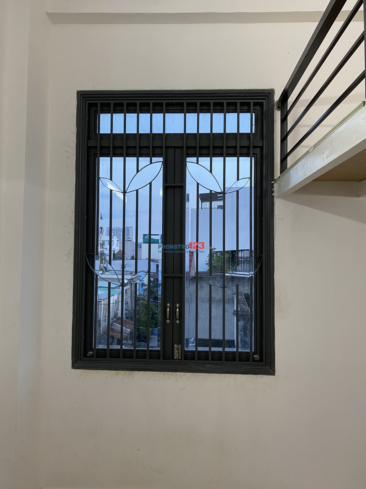 Cho thuê phòng trọ cao cấp có máy lạnh, gác lửng đầy đủ tiện nghi. Giá 3,8 triệu