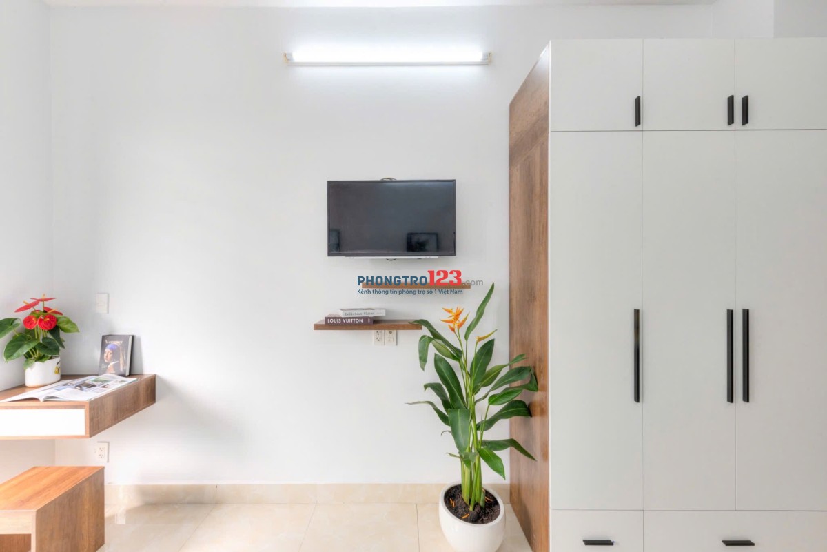 Cho thuê căn hộ 45m² ban công – Nhà mới, full nội thất | Gần HỒNG BÀNG, UEF, UTH, Ngoại thương…