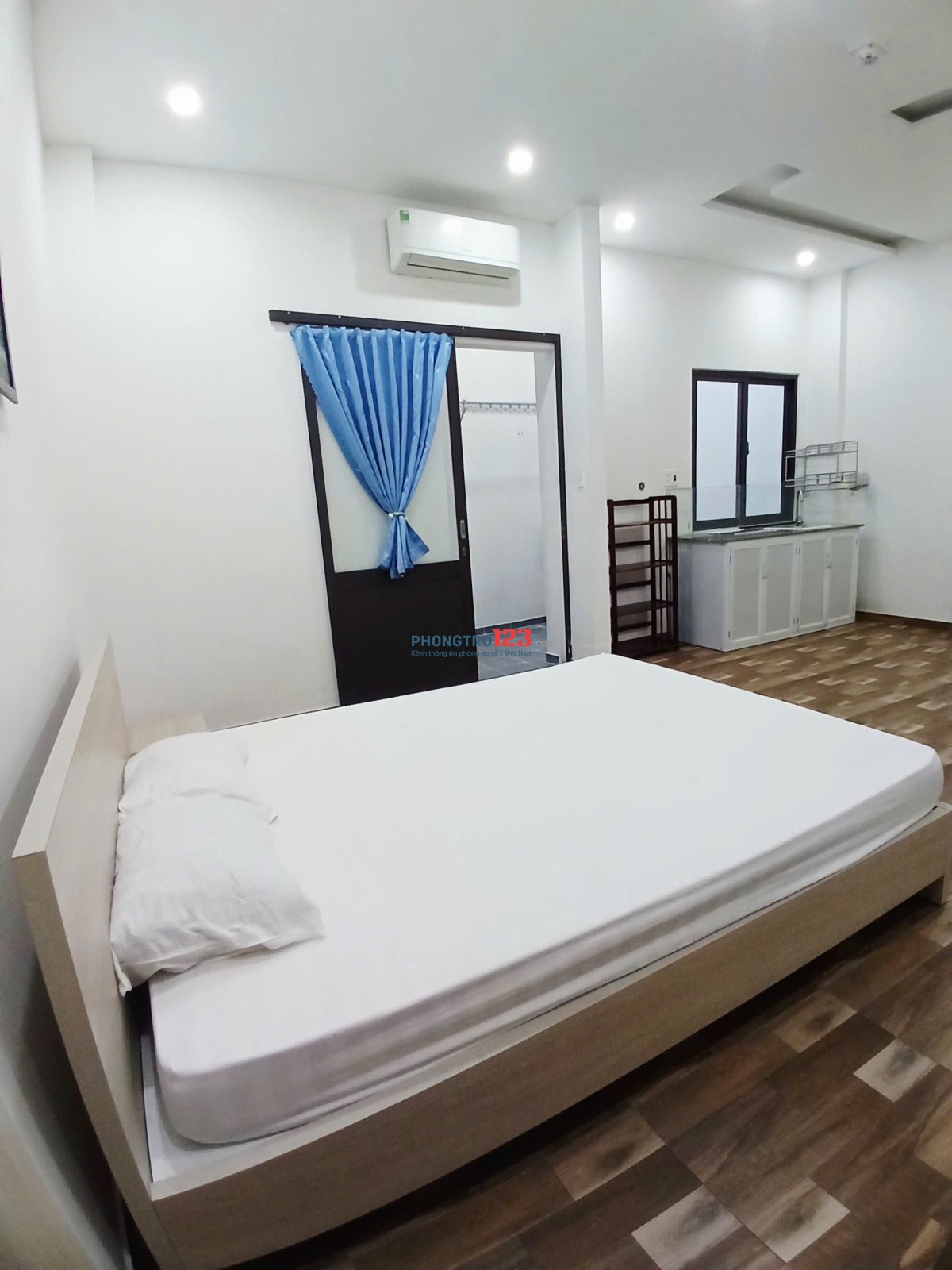 Cho thuê căn hộ 45m2 đường Nguyễn Văn Thoại.