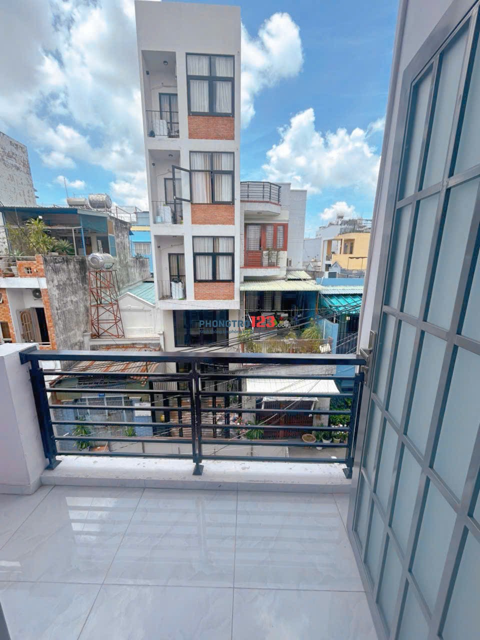  CHO THUÊ NGUYÊN TẦNG 3 – 03 PHÒNG | 6,5–7 TRIỆU/THÁNG | GẦN AEON TÂN PHÚ 