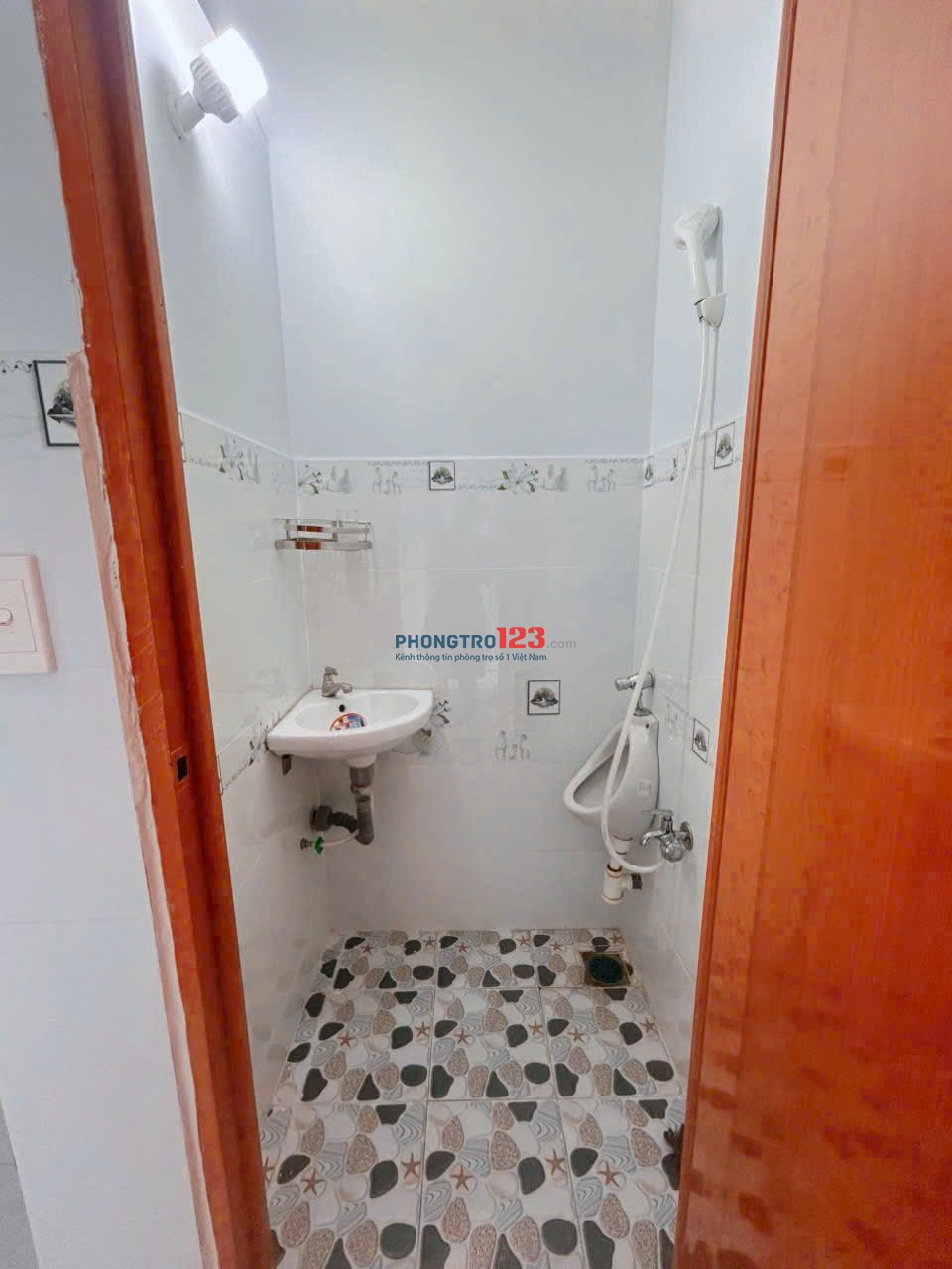  CHO THUÊ NGUYÊN TẦNG 3 – 03 PHÒNG | 6,5–7 TRIỆU/THÁNG | GẦN AEON TÂN PHÚ 