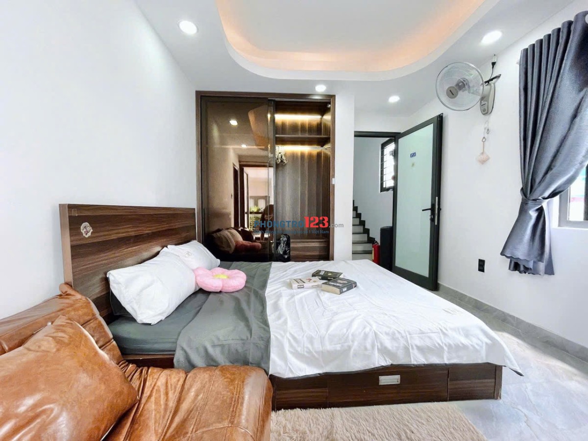 CĂN HỘ 45M² BAN CÔNG LỚN | FULL NỘI THẤT | GẦN HỒNG BÀNG, HUTECH, UEF, UTH – BÌNH THẠNH