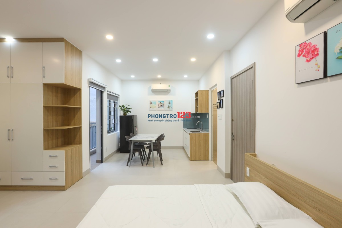 FULL NỘI THẤT HOÀNG DIỆU PHÚ NHUẬN RỘNG 40M2 SIÊU THOÁNG DI CHUYỂN THUẬN TIỆN QUA CÁC QUẬN