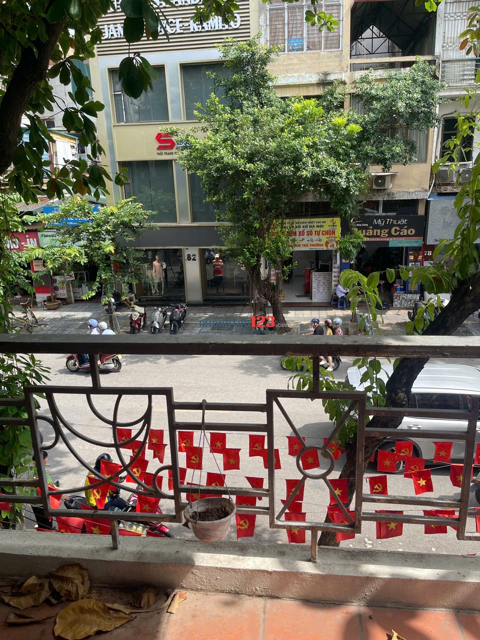 CHO THUÊ NHÀ MẶT PHỐ LÊ VĂN HƯU, HOÀN KIẾM 75m², 3 TẦNG CÁCH HỒ GƯƠM 1KM 18TR/THÁNG