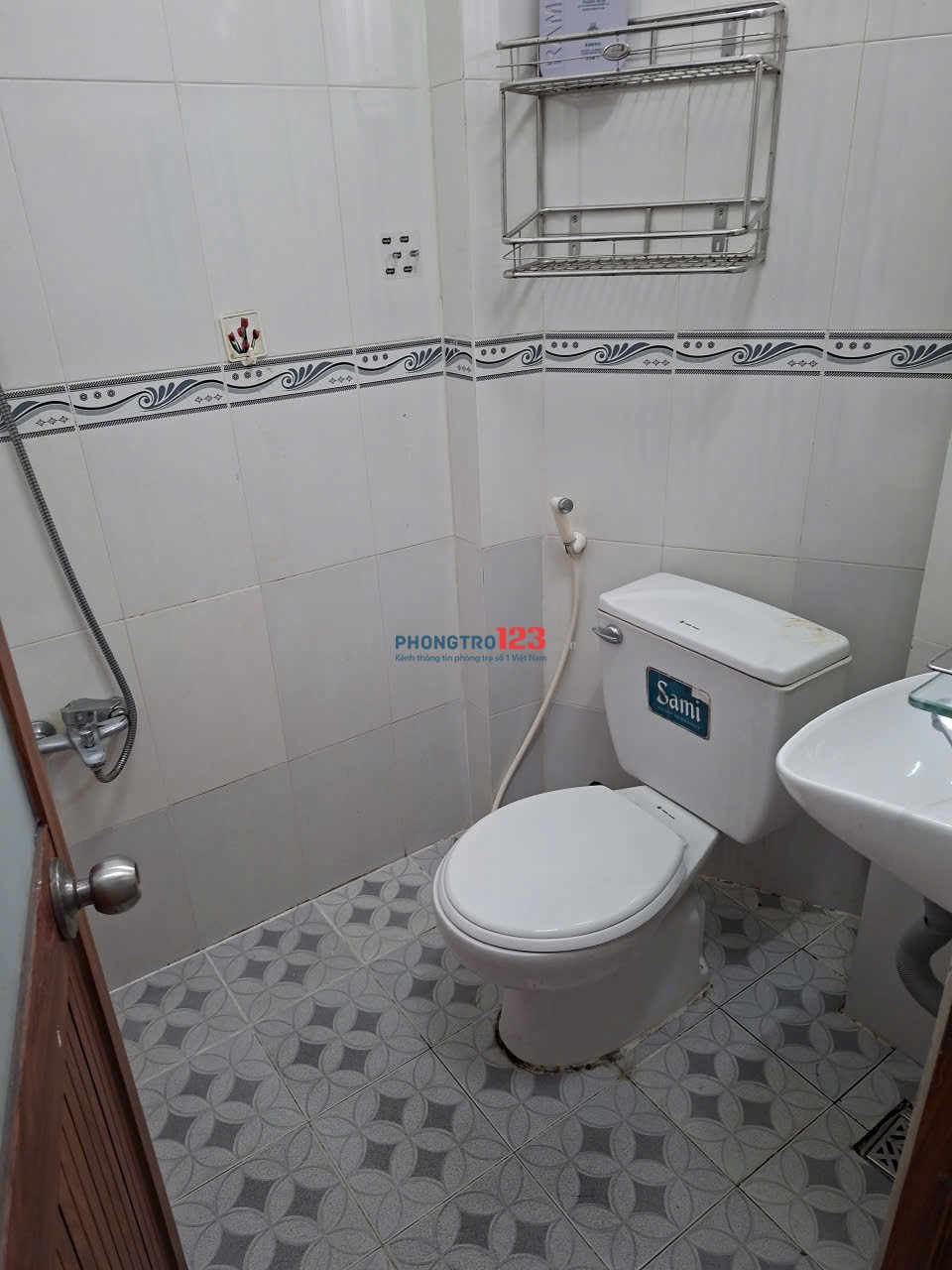 Phòng trọ giá rẻ khu VIP Phan Xích Long, Phú Nhuận
