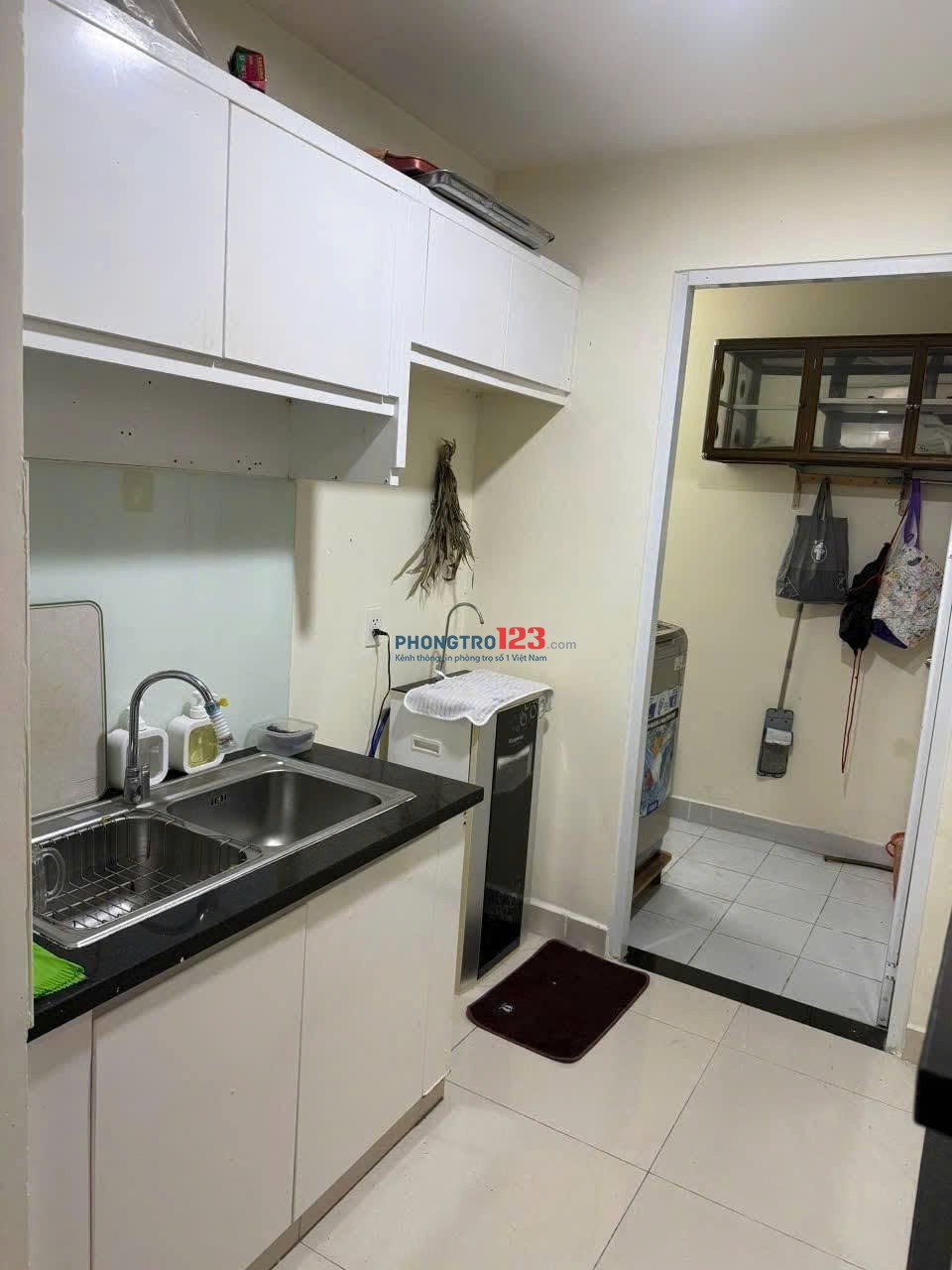 Chung cư Screc 2PN- full nội thất giá 14 Tr/th, 76m2 có ban công.
