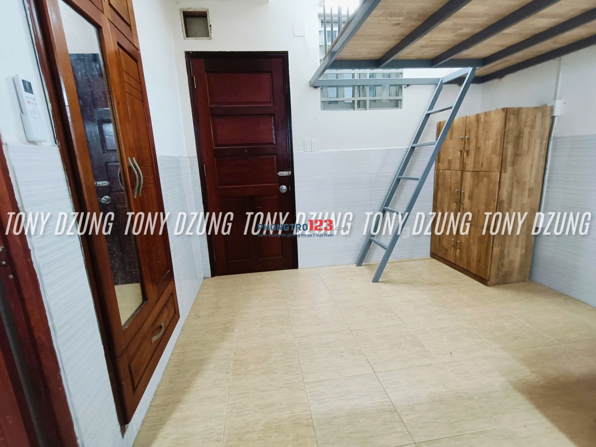 PHÒNG GÁC CÓ CỬA SỔ - TÁCH BẾP - NGAY ĐƯỜNG DƯƠNG QUẢNG HÀM - GẦN ĐH VĂN LANG