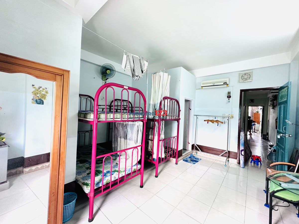 Phòng DORM rèm riêng, gần biển, gần chợ Xóm Mới