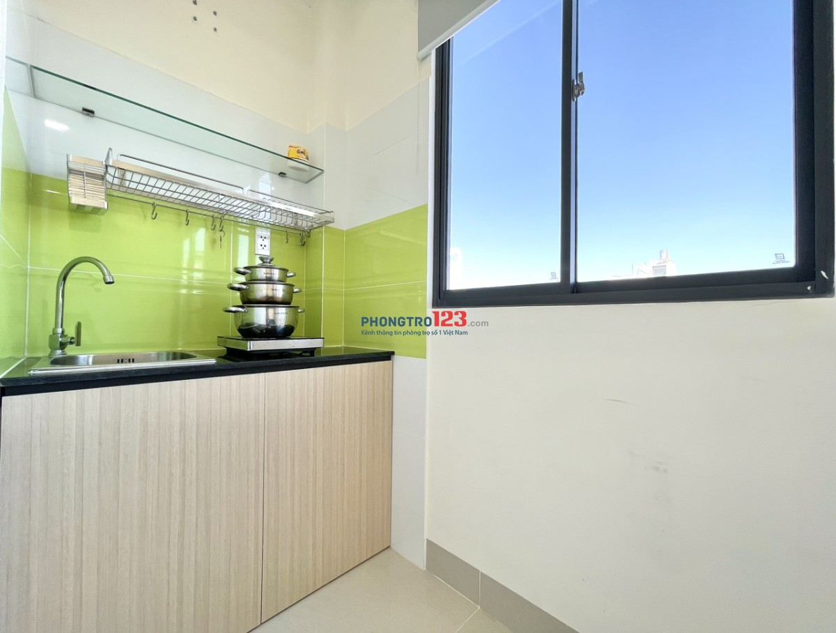STUDIO MỚI XÂY NGAY ĐH GTVT, NGÃ 4 HÀNG XANH CHỈ 4TR2