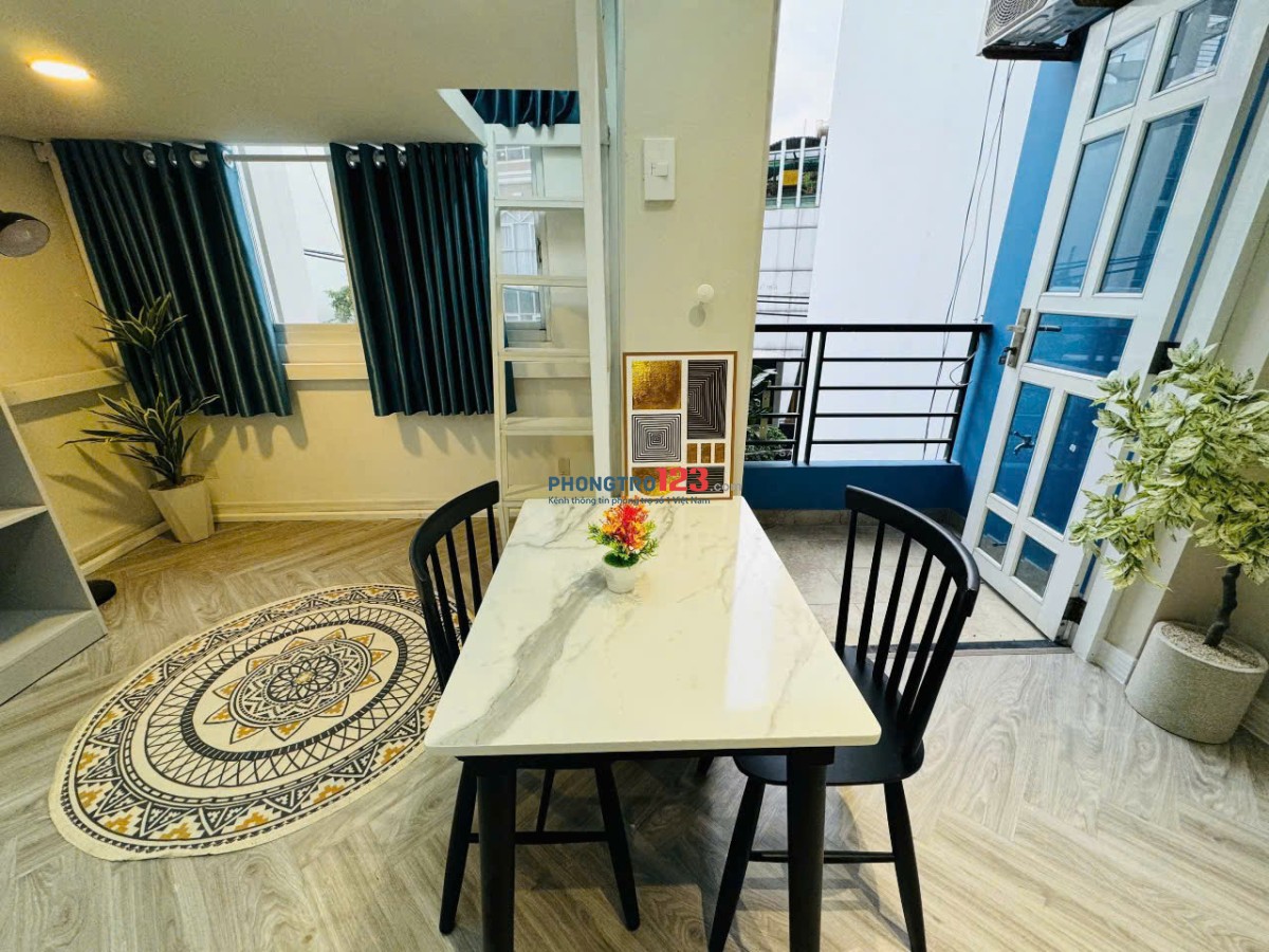 Cho thuê phòng gác lửng đẹp, ban công siêu lớn – Võ Duy Ninh, Bình Thạnh | Giáp Q1, Q2, Hàng Xanh