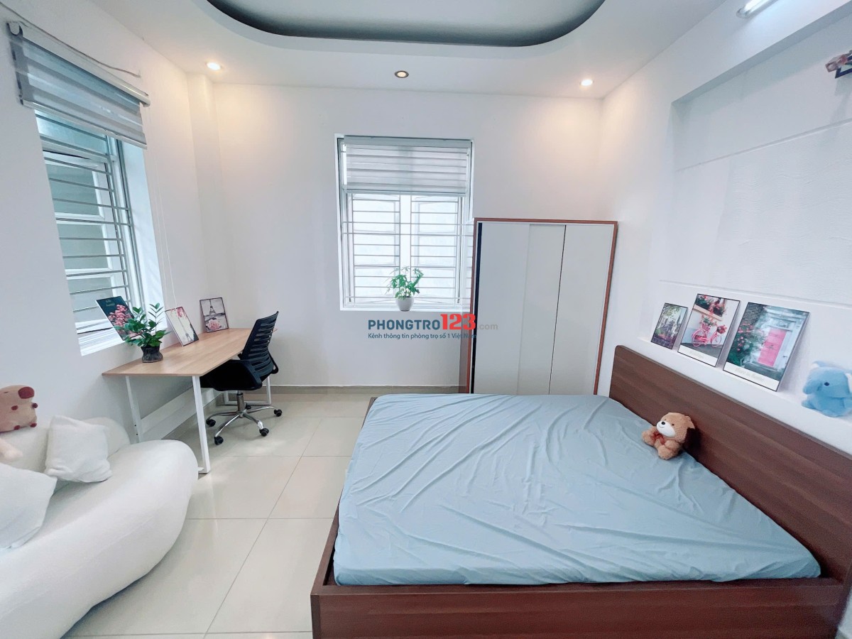 Cho thuê phòng có ban công, Full nội thất & máy giặt riêng Bình Thạnh gần IUH, VLU