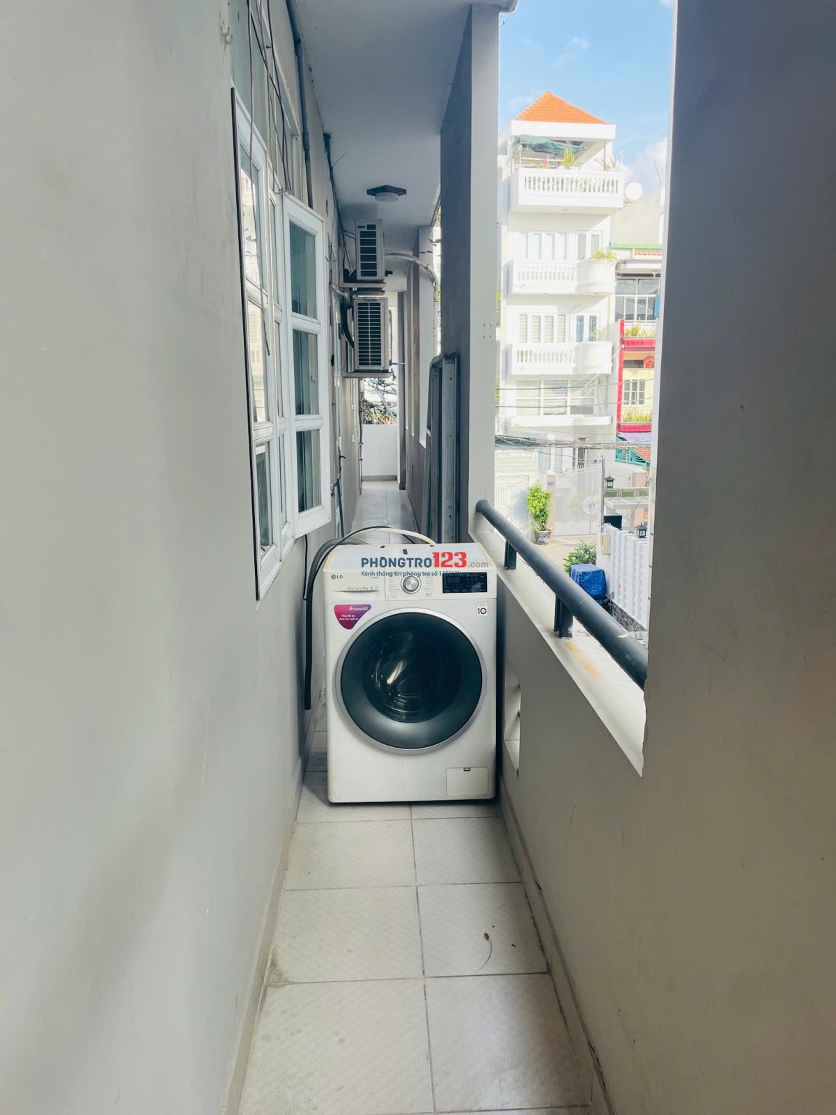 Cho thuê phòng có ban công, Full nội thất & máy giặt riêng Bình Thạnh gần IUH, VLU