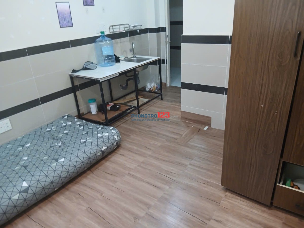 Chính chủ cho thuê căn hộ lớn rộng 20m2, phường An Khánh, TP Thủ Đức, giá 3tr6 /tháng
