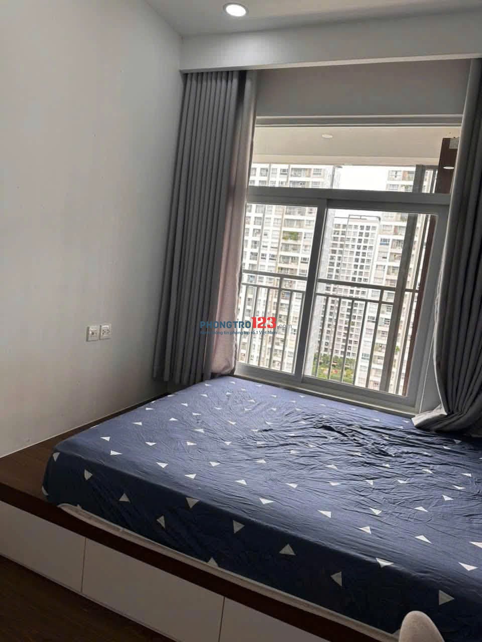 Saigonres Plaza- 3PN, nội thất full cao cấp, 89m2,giá 16 Tr/Th