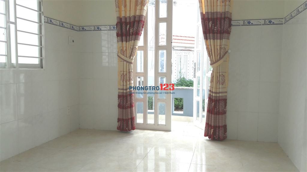 Cho thuê căn hộ mini trung tâm SG, khu an ninh, có sân vườn thoáng mát