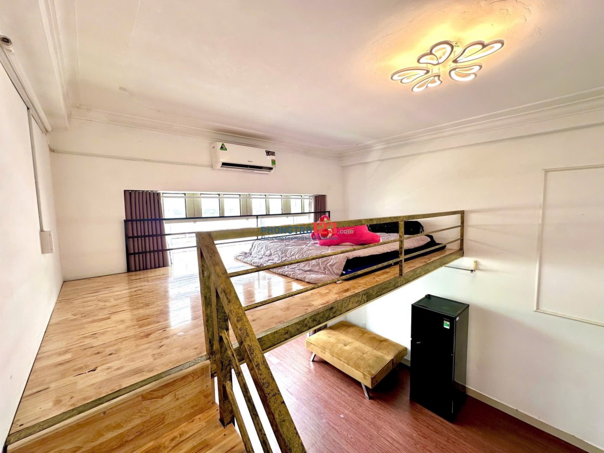 PHÒNG GÁC CAO 50M² BAN CÔNG LỚN SẴN NỘI THẤT GẦN HUTECH, VLU, HIU, UTH, UEF- UNG VĂN KHIÊM