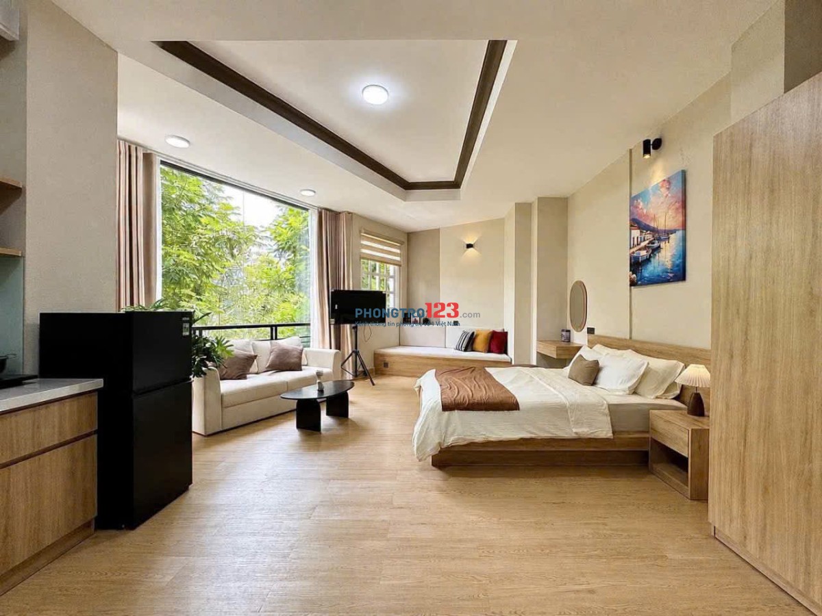 Cho Thuê Căn Hộ Dịch Vụ Siêu Thoáng Mát ngay Chợ Tân Định