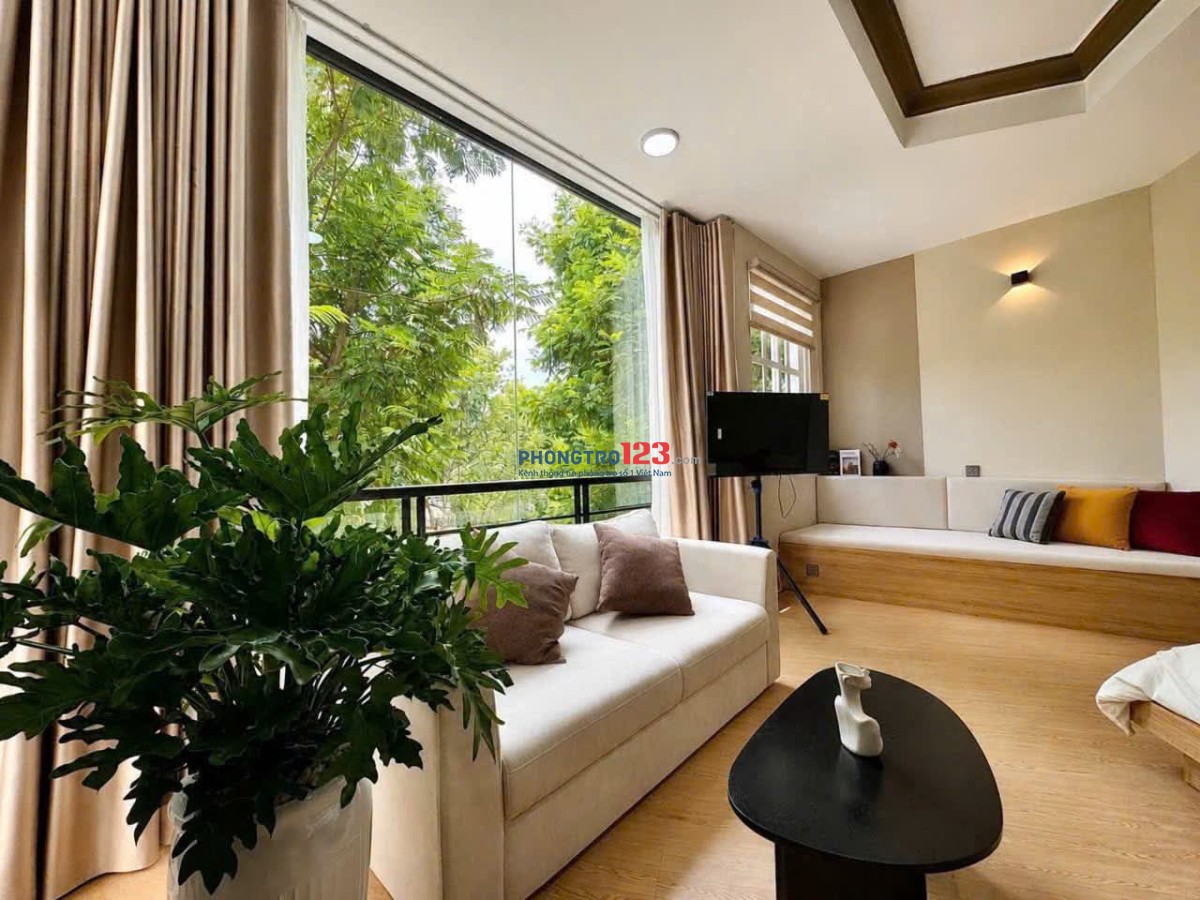 Cho Thuê Căn Hộ Dịch Vụ Siêu Thoáng Mát ngay Chợ Tân Định