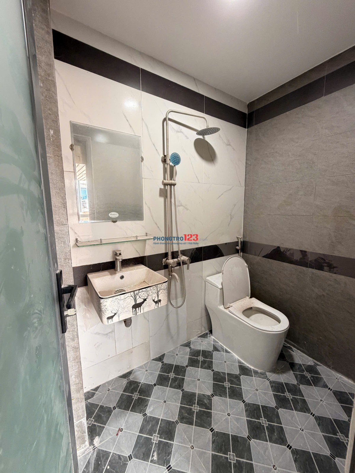 PHÒNG GÁC 45M² RỘNG, THOÁNG, MỚI Ở 1-3 BẠN – GẦN HUTECH, VLU, UEF, UTH, HIU | XÔ VIẾT NGHỆ TĨNH