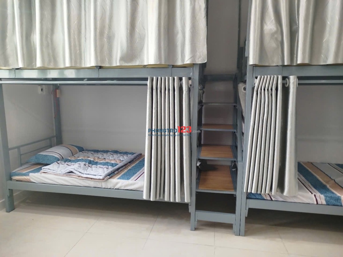 Ký Túc Xá gần Đại Học Công Thương (Lê Trọng Tấn). Đại học Văn Hiến (Âu Cơ).Hỗ trợ tối đa cho các bạ