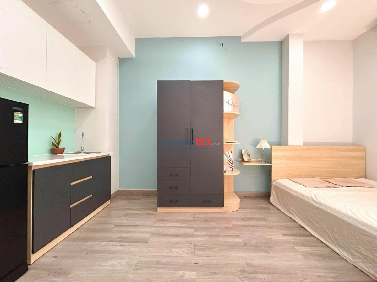 STUDIO MỚI XÂY CÓ THANG MÁY, FULL NT NGAY VHU, UEH, PARCMALL QUẬN 8