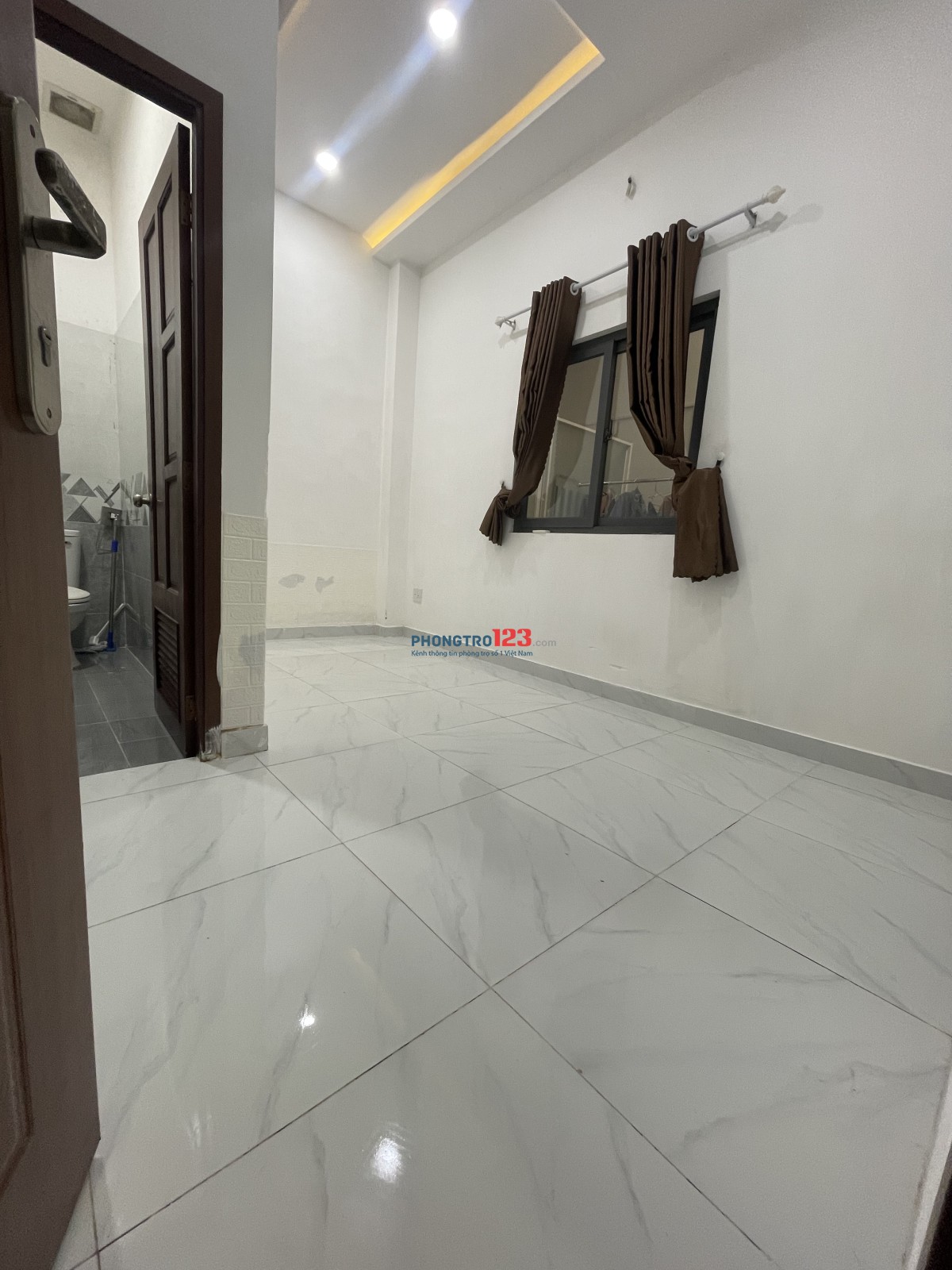 Cho Thuê Phòng Mới - 20m2 Máy Lạnh - Ngay BV Thủ Đức - Tô Ngọc Vân - Camera An Ninh