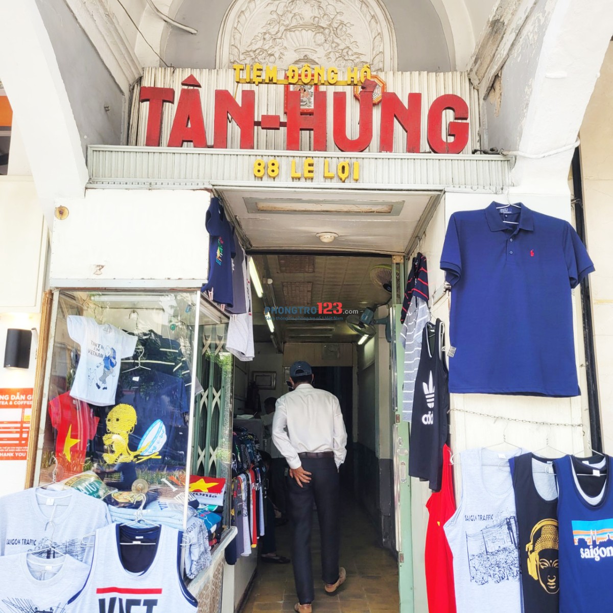 PHÒNG CÓ GÁC FULL NỘI THẤT – 88 LÊ LỢI, QUẬN 1 – SÁT CHỢ BẾN THÀNH – 4,5 TRIỆU/THÁNG