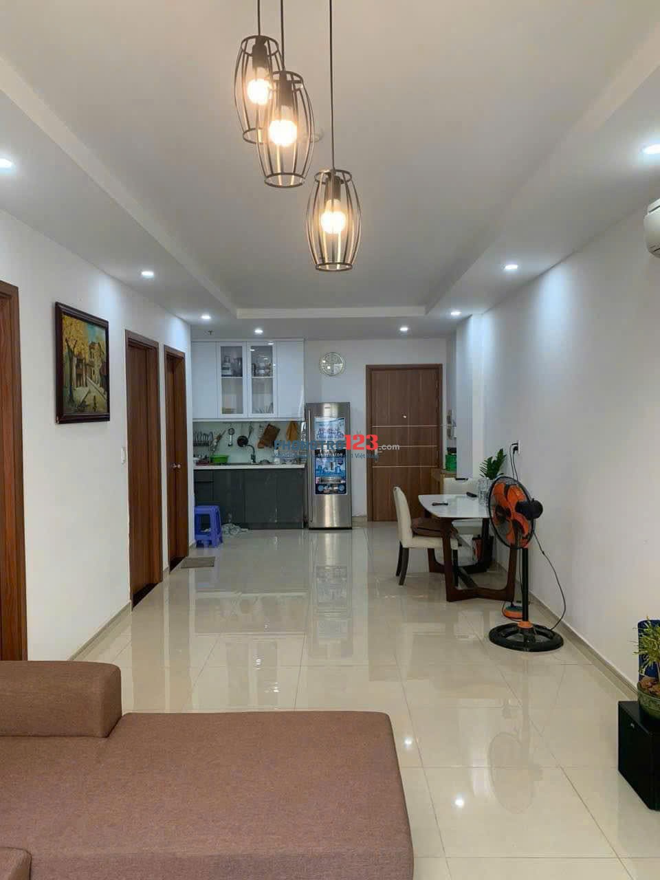 Screc Tower, 974a Trường Sa căn 2p ngủ, giá 13tr/tháng