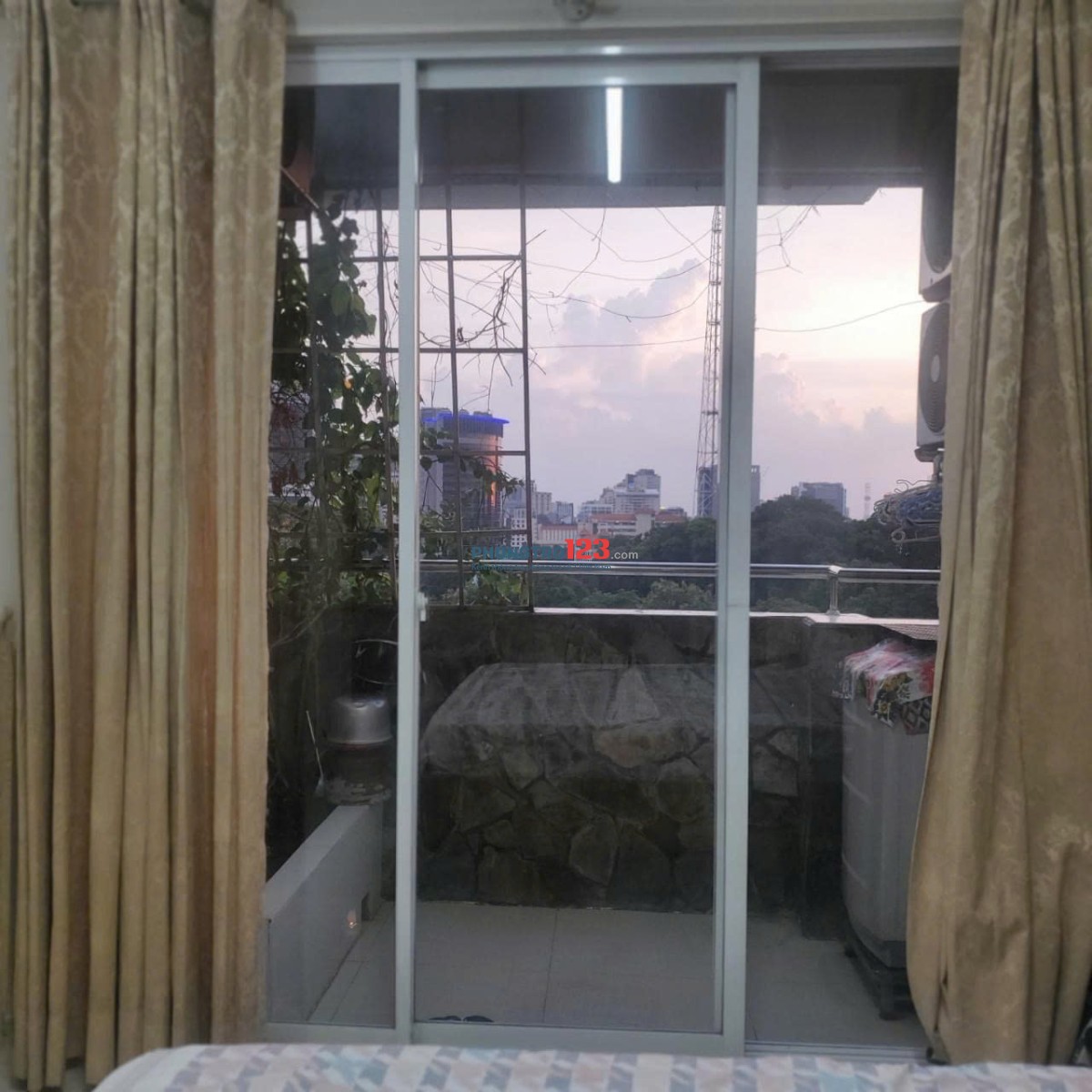 Chung cư NGuyễn Ngọc Phương- Thạnh Mỹ Tây căn 60m2,2p ngủ, NTCB, giá 10,5tr