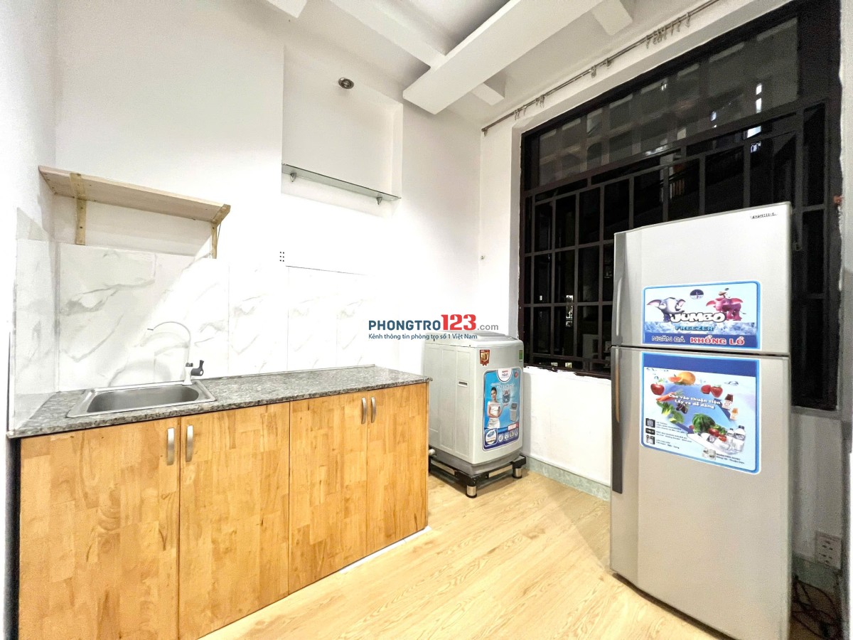 Phòng Studio, ban công lớn, thoáng, full nội thất
