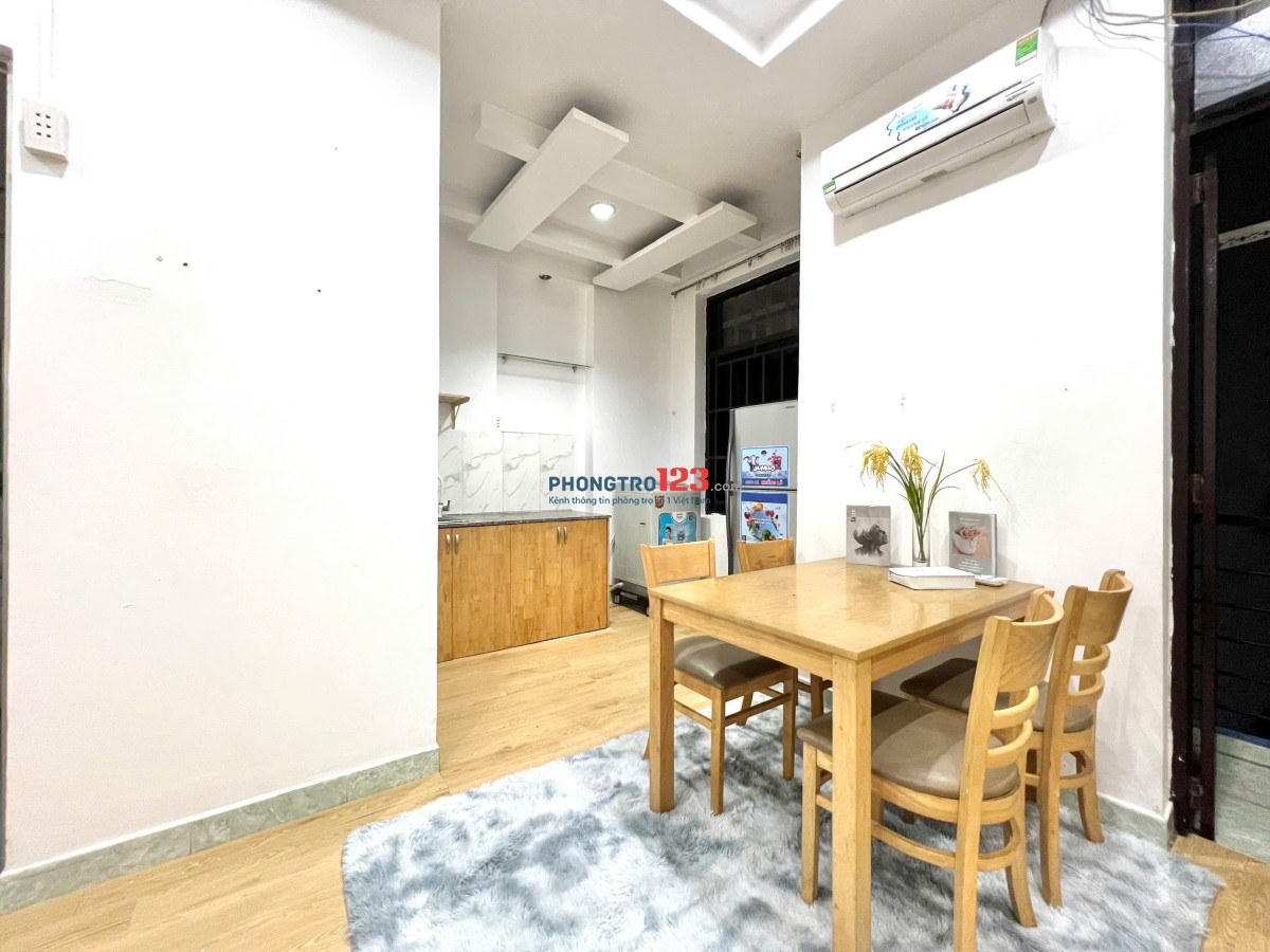 Phòng Studio, ban công lớn, thoáng, full nội thất