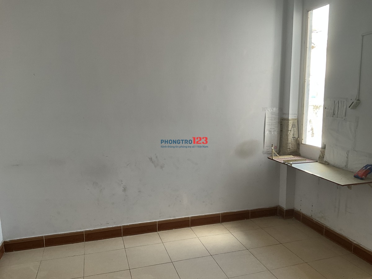 CHO THUÊ PHÒNG TRỌ GẦN CHỢ BÀ CHIỀU - 3TR/THÁNG