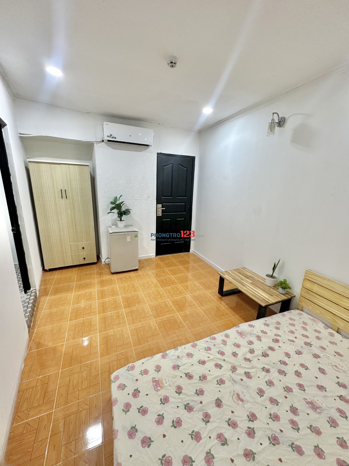 Phòng gần cv Lê Thị Riêng full nội thất cửa sổ Hoàng Sa Q3