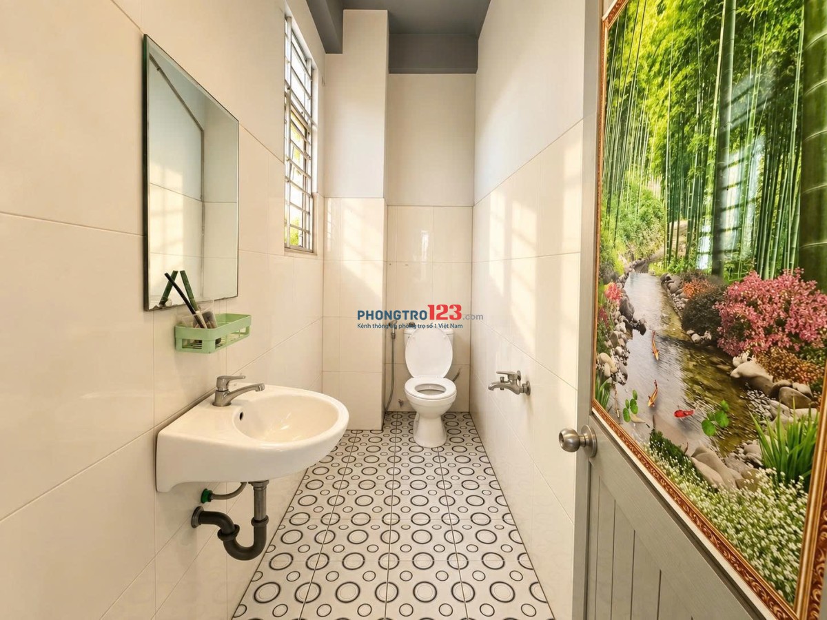 Căn hộ 2PN tách bếp, có phòng khách rộng, dt 70m2 ngay Khu Dân Cư Vĩnh Lộc Bình Tân 5,2tr/ tháng