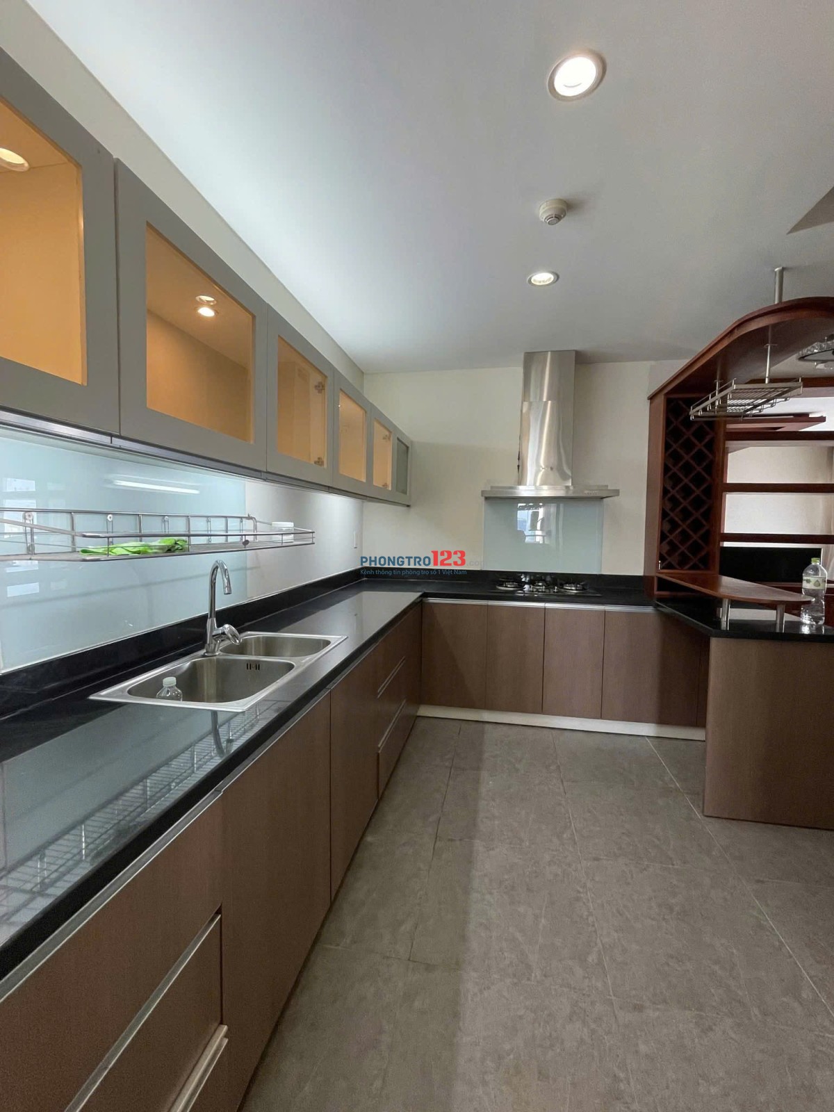 Chính Chủ Cho Thuê Căn Góc The Everrich 1, Quận 11 - 161m² (3PN, 3WC) - Full Nội Thất - Lầu Cao