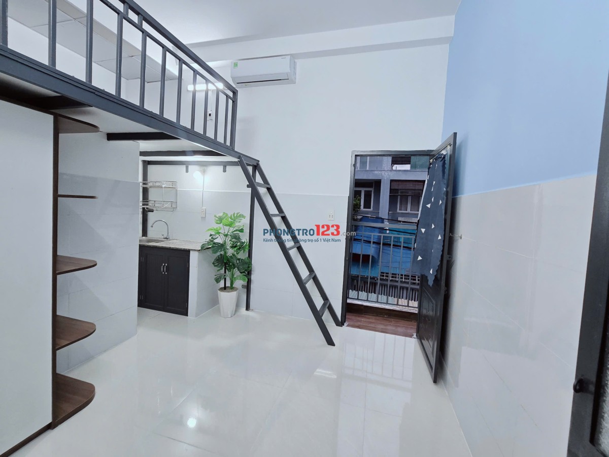 Phòng đầy đủ nội thất, ngay Metro Bình Thái, vị trí thuận tiện, an ninh