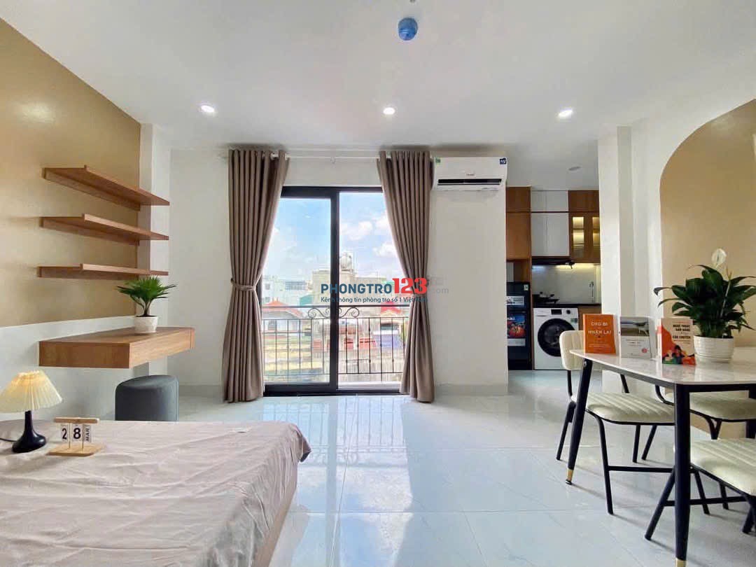 PHÒNG MỚI XÂY GIÁ TỐT HOÀNG HOA THÁM_FULLNỘI THẤT_BAN CÔNG_GẦN ETOWN CỘNG HOÀ