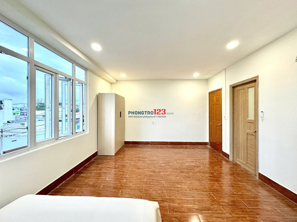 Khai trương dự án mới thoáng, an ninh gần bến xe