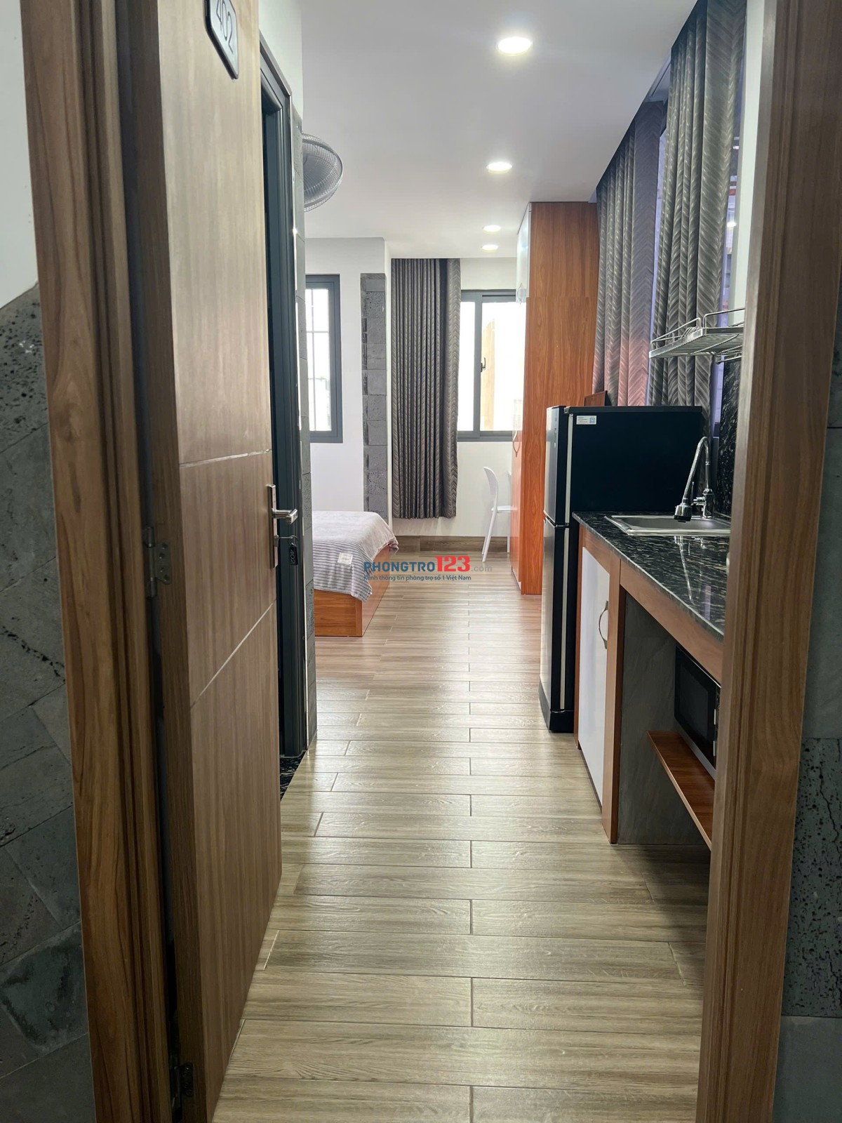 CHO THUÊ CĂN HỘ có cửa sổ trời full ánh sáng – D5, PHƯỜNG 25, BÌNH THẠNH