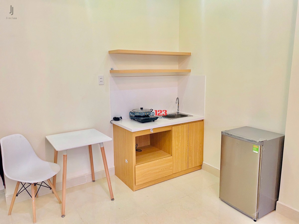 STUDIO FULL NỘI THẤT TÁCH SIÊU RỘNG BAN CÔNG THOÁNG VỊ TRÍ HOÀNG HOA THÁM BÌNH THẠNH THUẬN TIỆN
